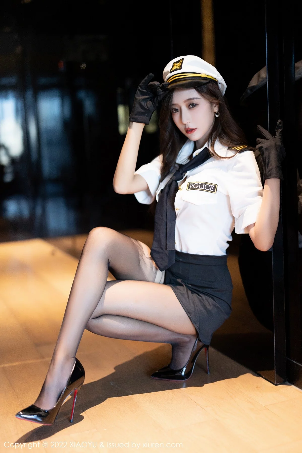 Xrmnw.Com[XiaoYu画语界]Vol.867_女神王馨瑶yanni韩国女警官制服露蕾丝内衣配破烂黑丝诱惑写真90P